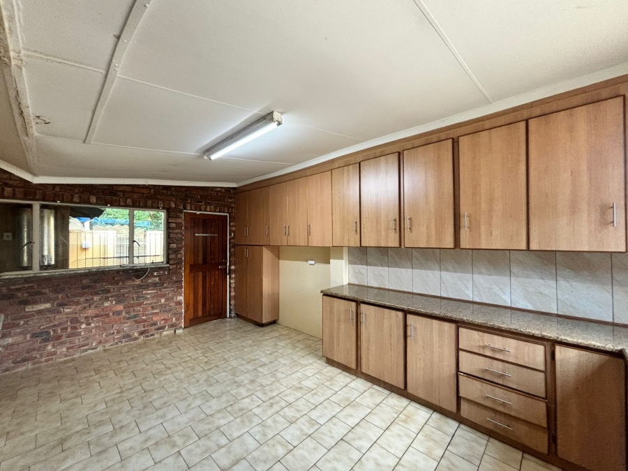 3 Bedroom Property for Sale in La Hoff North West